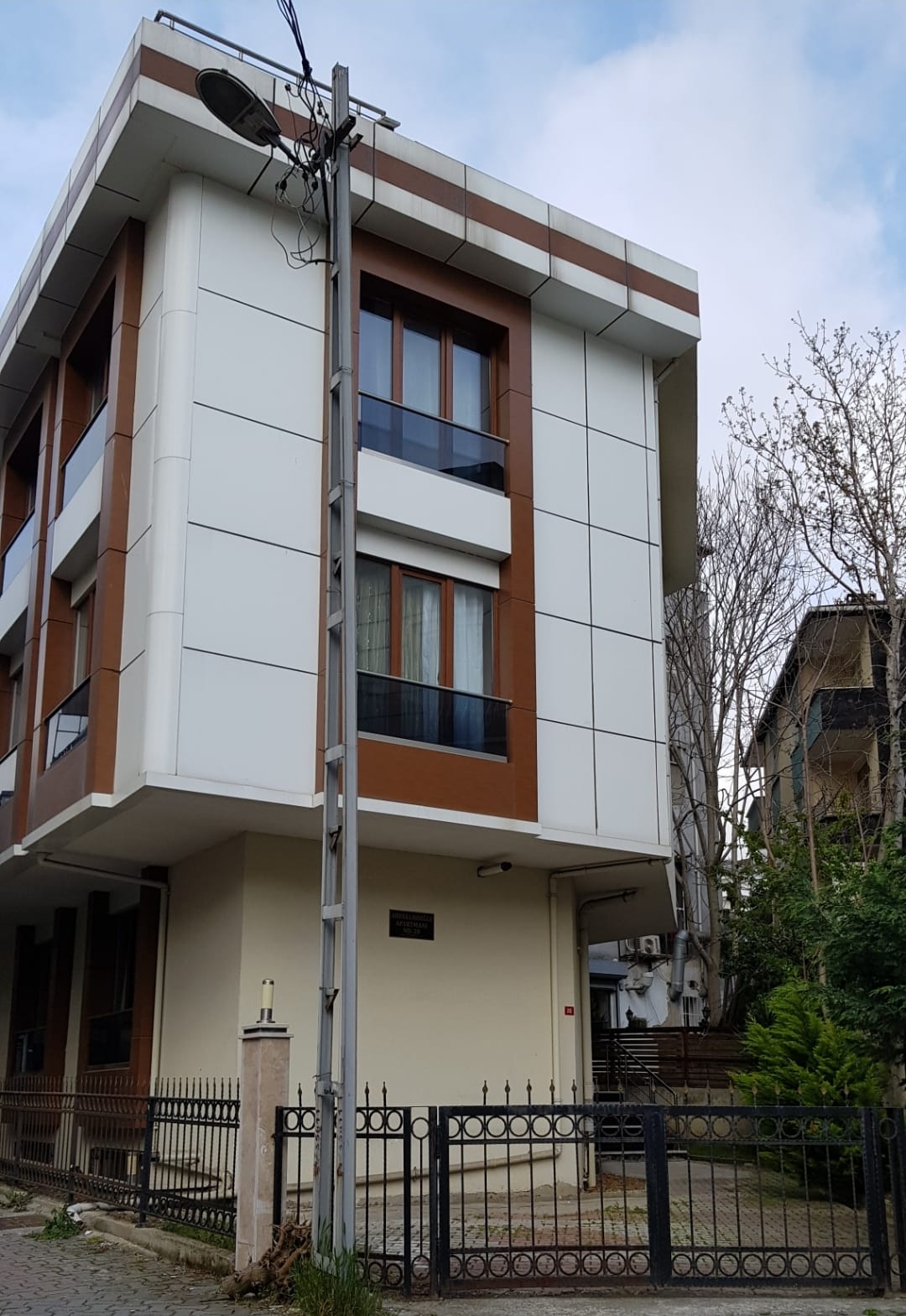 Abdullahoğlu Apartmanı Ataşehir - Prestijli Konut Projesi